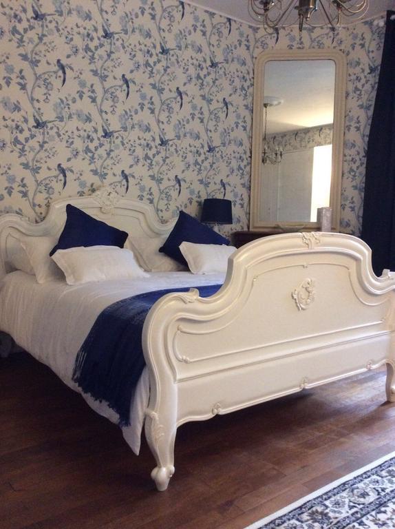 Bed and Breakfast Le Chalet De Luxe Saint-Severin Екстер'єр фото